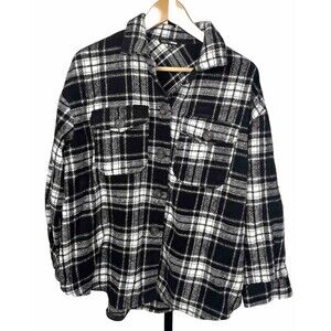 Fashion Nova Flannel Plaid Button Up Jacket Pockets Black Shacket Medium Grunge